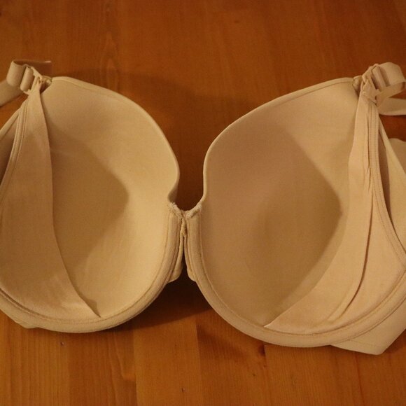 Motherhood Beige underwire nursing bra, light used excellent condition, 36DD - Picture 2 of 8